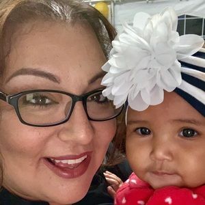 Meet your Posher, Dolores